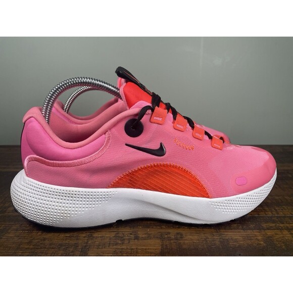 Size 10 - Nike React Escape Run Pink Glow W - Picture 2 of 8